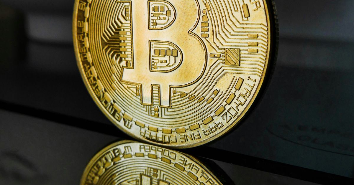 Impact de la finance decentralisee et des cryptomonnaies sur le secteur financier